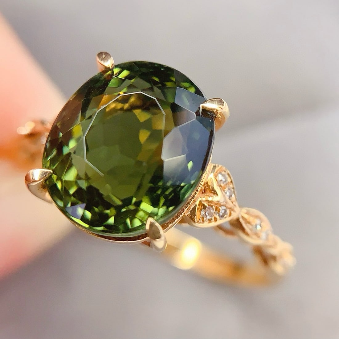 14k Gold 4.2 Ct Natural Tourmaline & Diamond Ring - 3