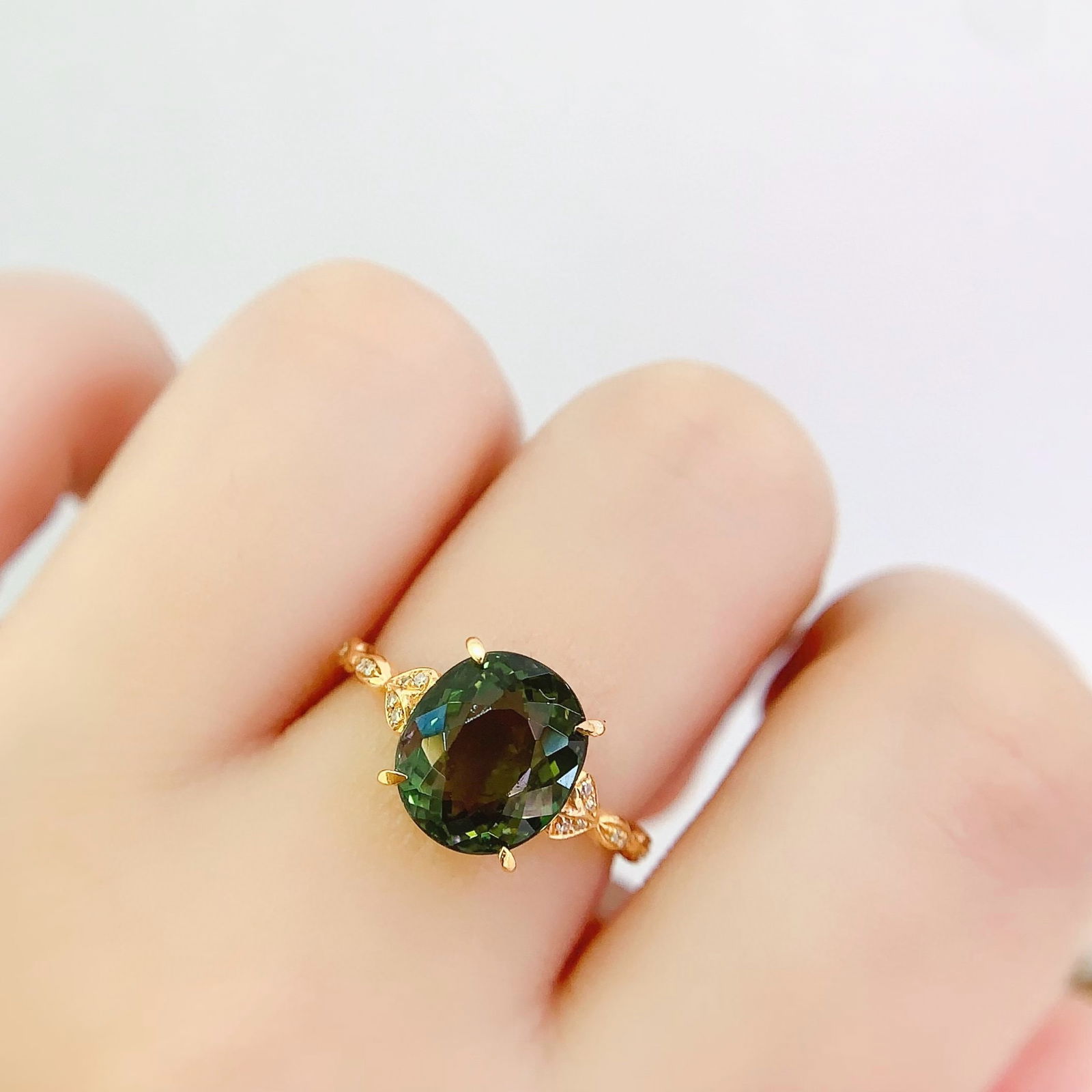 14k Gold 4.2 Ct Natural Tourmaline & Diamond Ring - 5