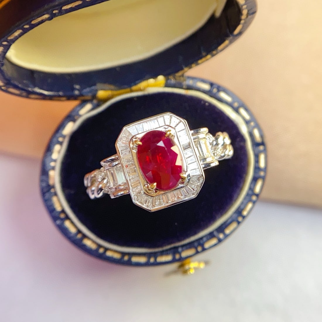 14k Gold 1.40 Ct Vivid Red Natural Ruby & Diamond Ring - 2