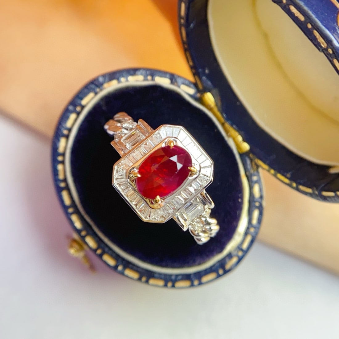 14k Gold 1.40 Ct Vivid Red Natural Ruby & Diamond Ring - 3