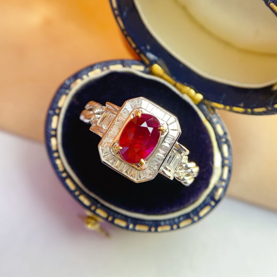 14k Gold 1.40 Ct Vivid Red Natural Ruby & Diamond Ring - 4
