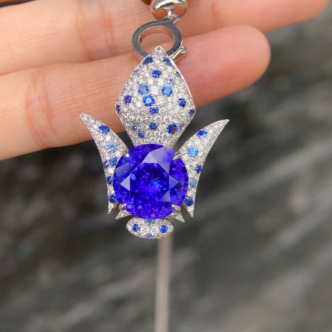 14k Gold 9.41 Ctw Natural Tanzanite & Diamond Necklace - 2