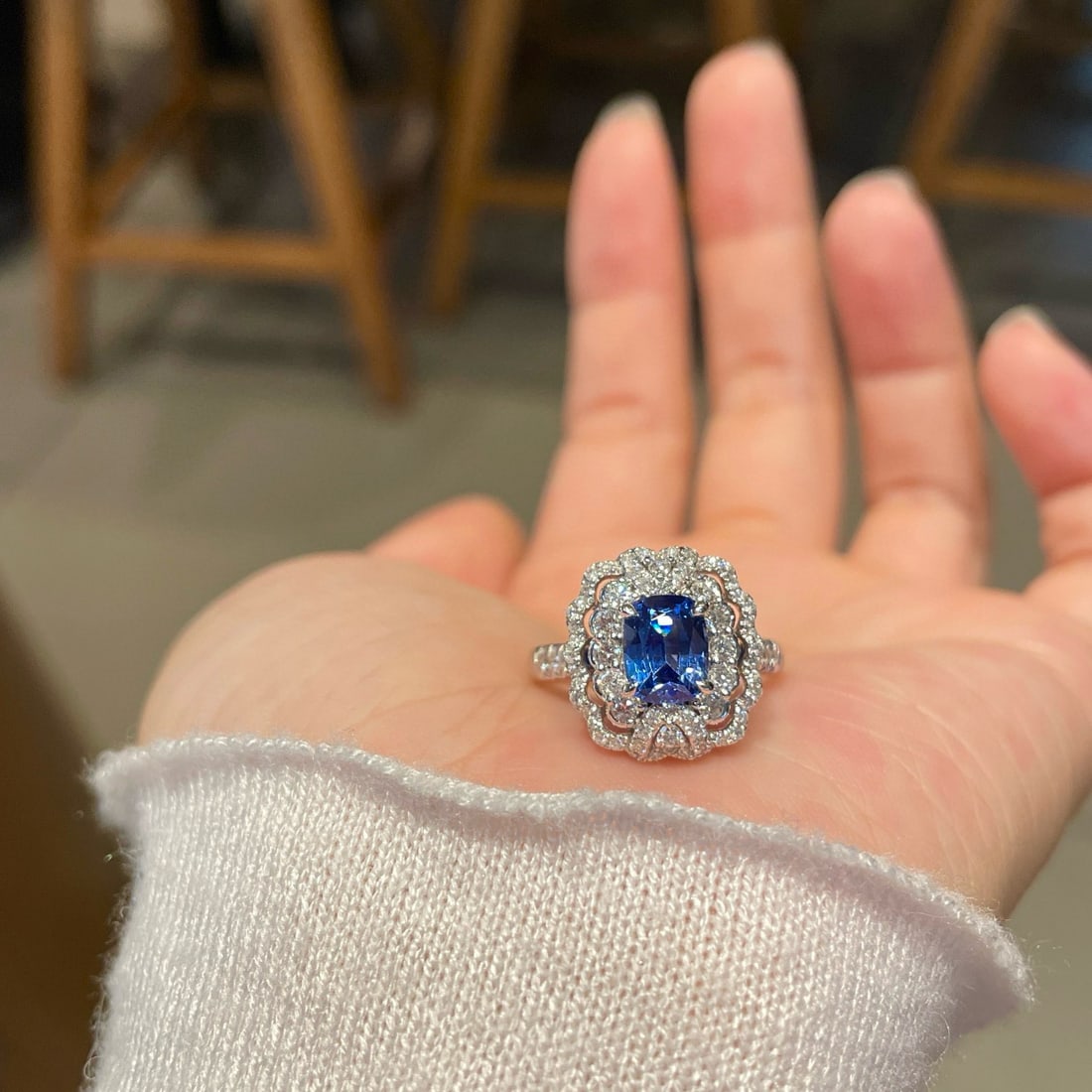 14k Gold 2.59 Ctw Natural Sapphire & Diamond Ring - 4