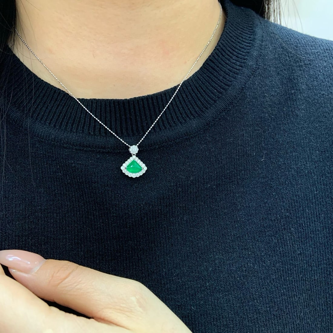 14k Gold 1.72 Ctw Vivid Green Natural Emerald & Diamond Pendant( Without Chain ) - 4