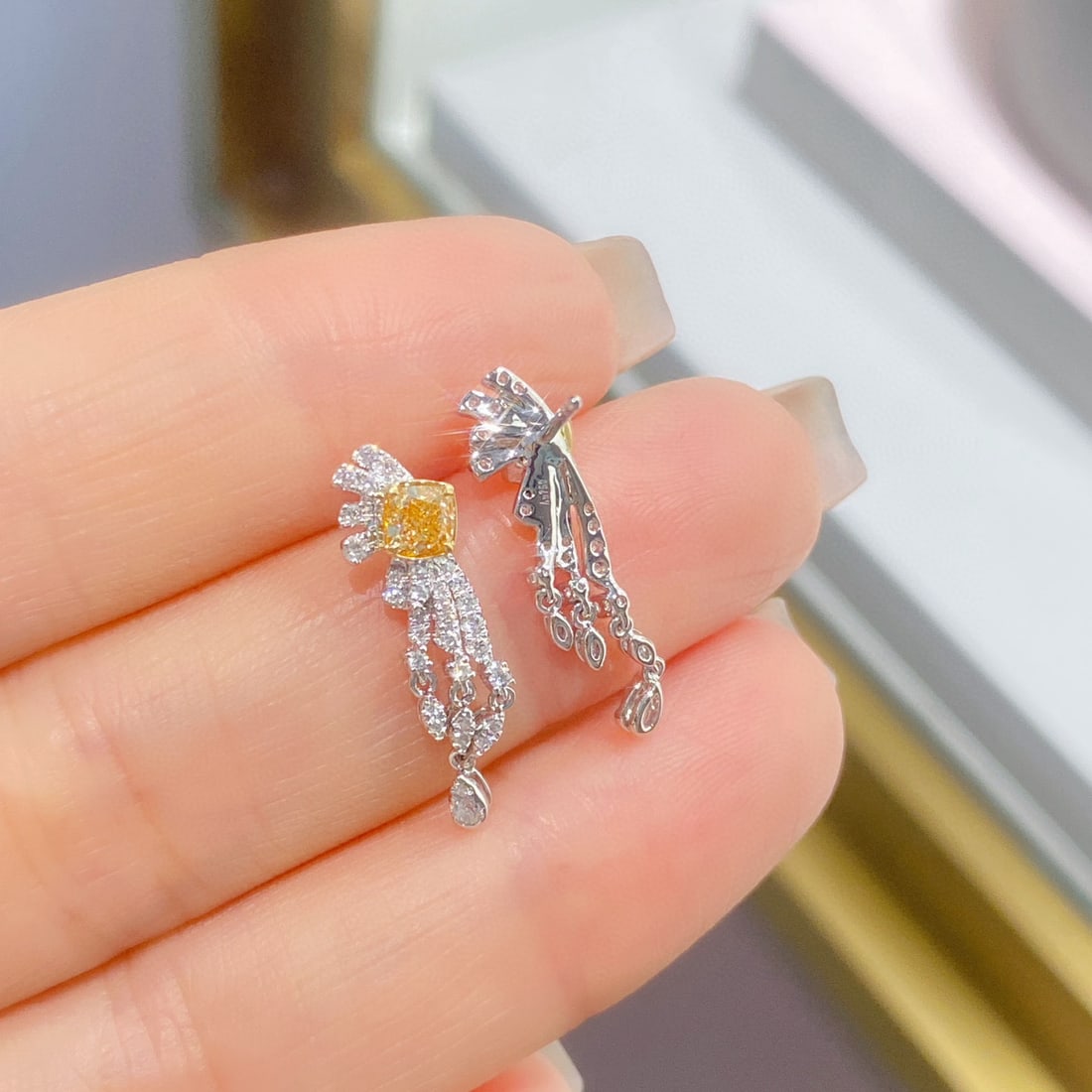 14k Gold 0.95 Ctw Natural Yellow Diamond & Diamond Earrings - 2