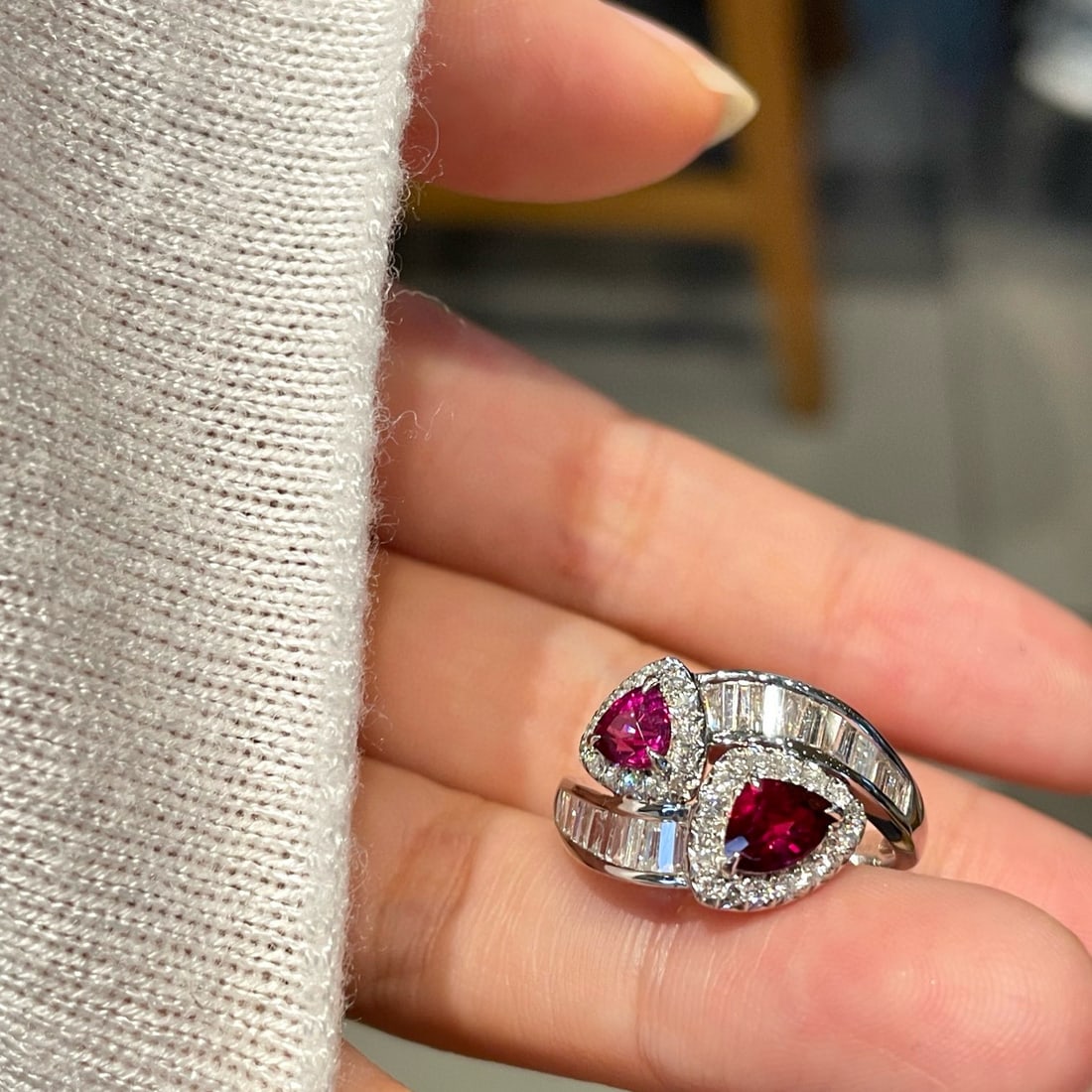 14k Gold 1.10 Ct Natural Ruby & Diamond Ring - 4