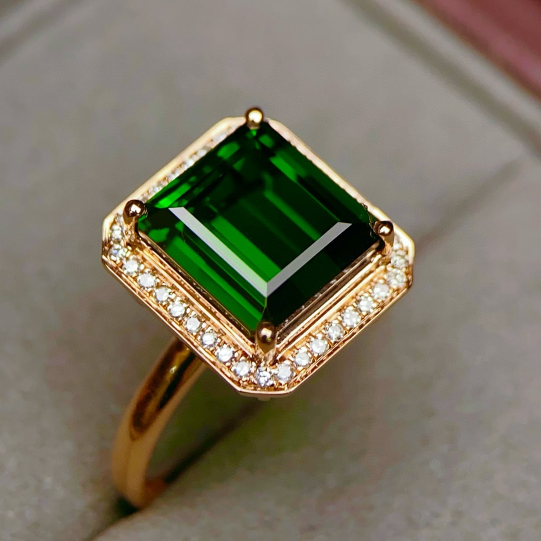 14k Gold 5.24 Ctw Natural Tourmaline & Diamond Ring - 3