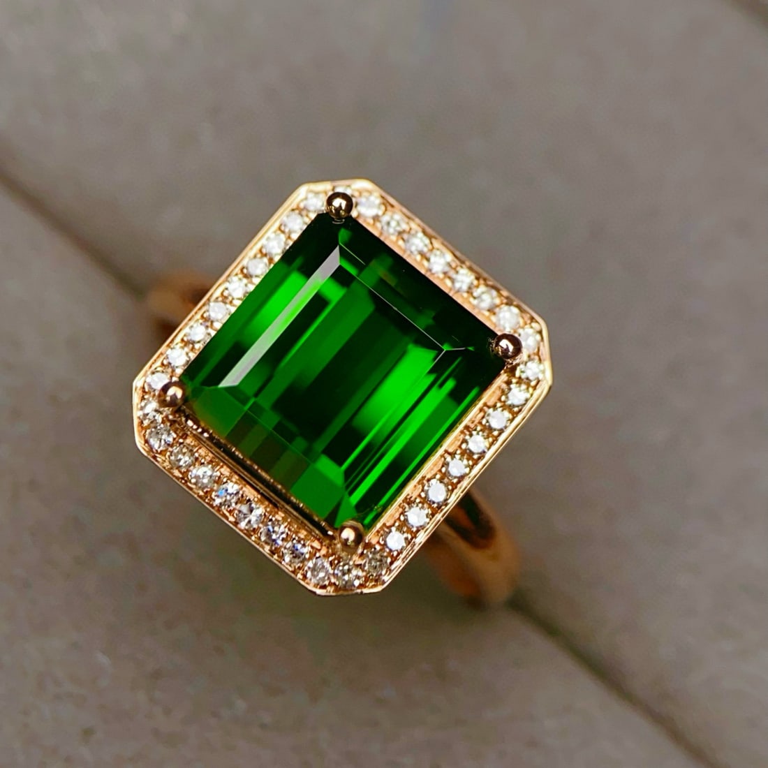 14k Gold 5.24 Ctw Natural Tourmaline & Diamond Ring - 4