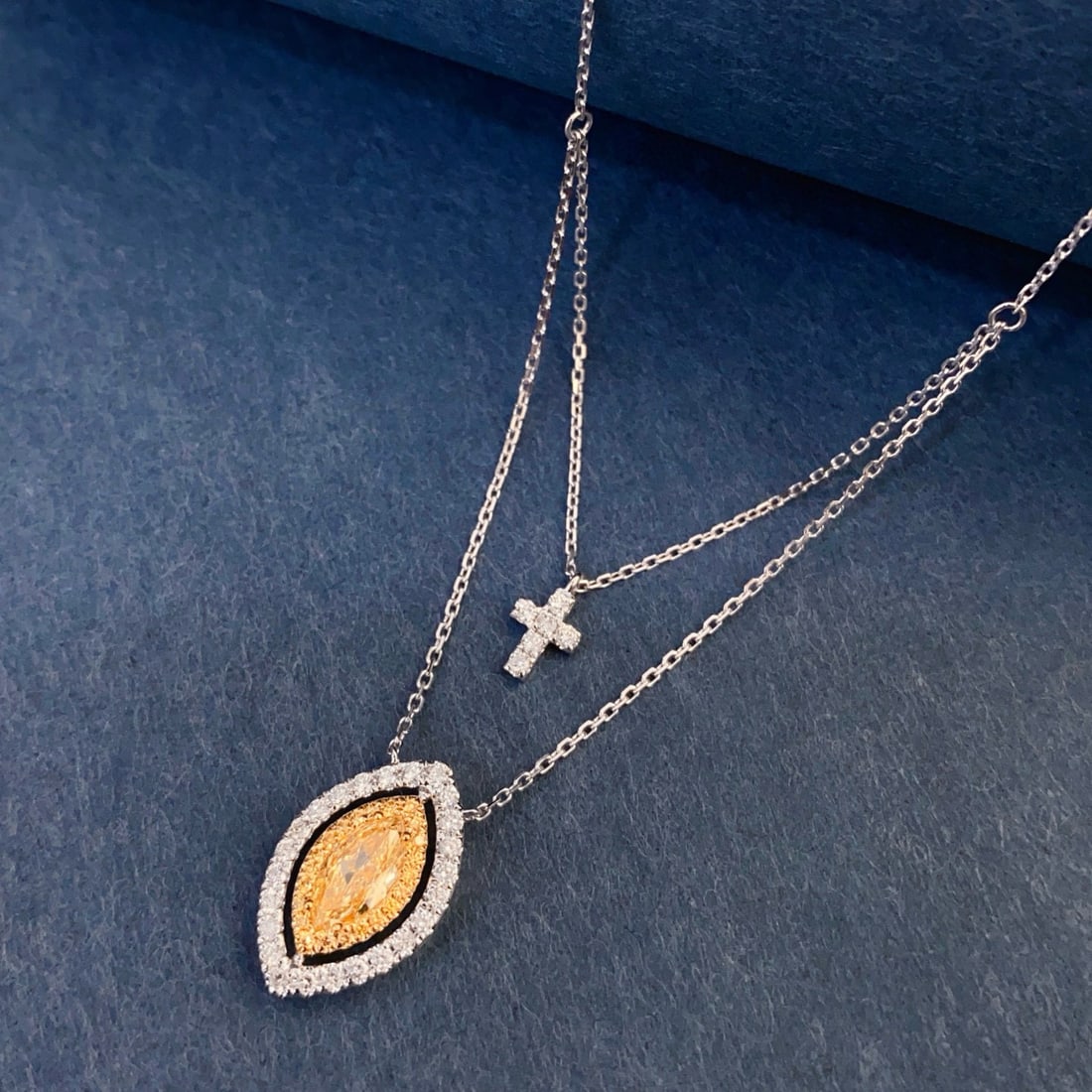 14k Gold 1.14 Ctw Natural Yellow Diamond & Diamond Necklace - 5