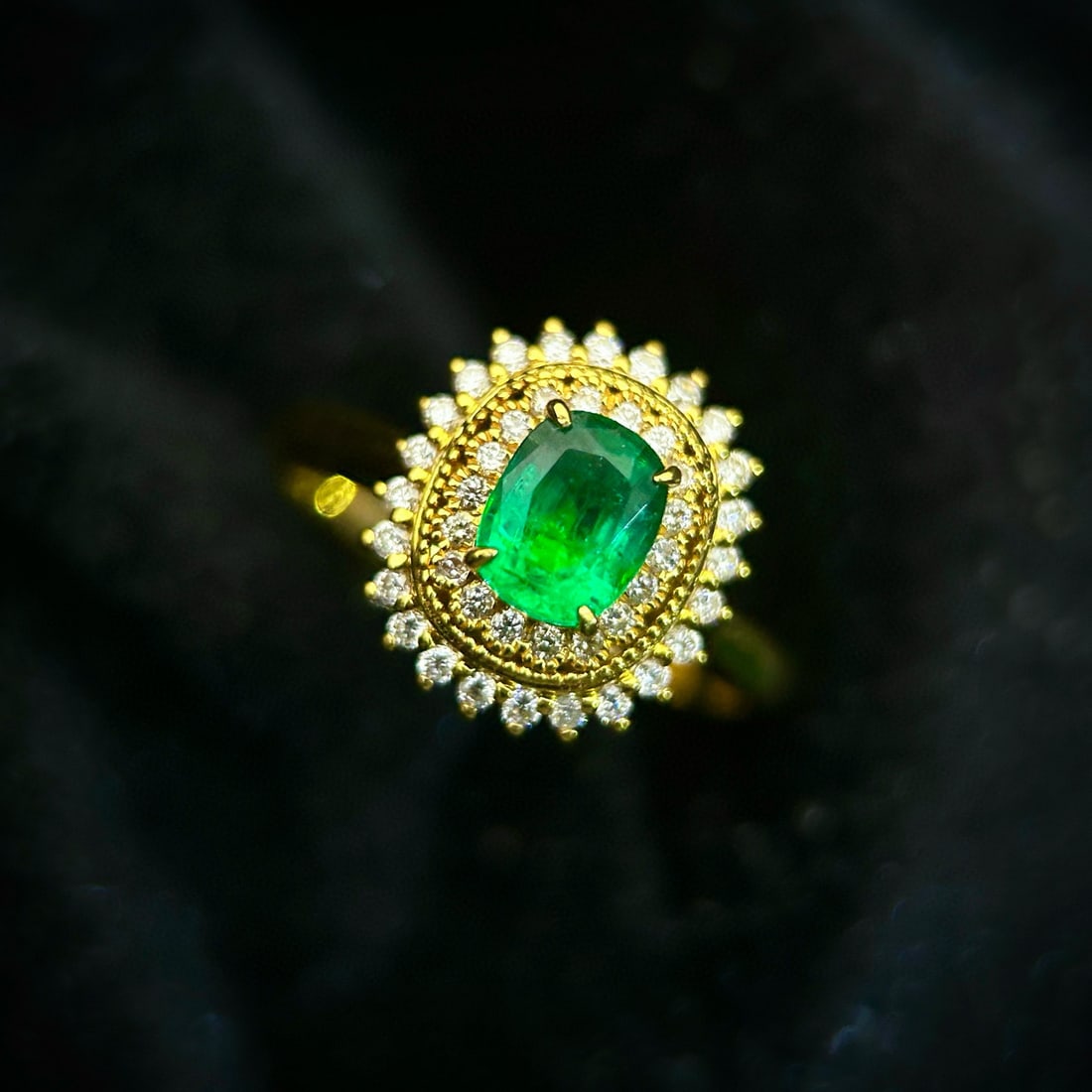 14k Gold 1.43 Ctw Vivid Green Natural Emerald & Diamond Ring - 2