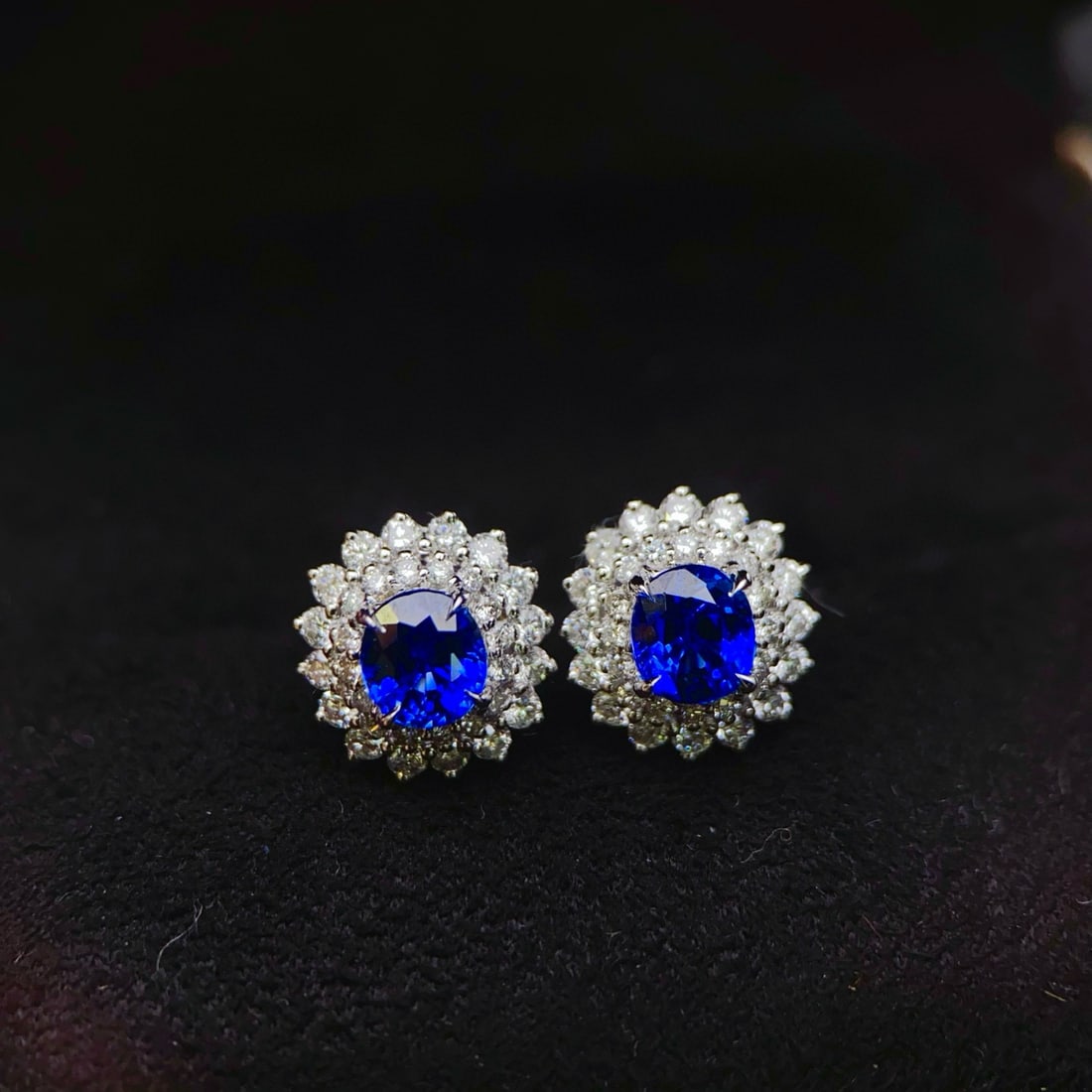 14k Gold 2.07 Ctw Natural Sapphire & Diamond Earrings - 4