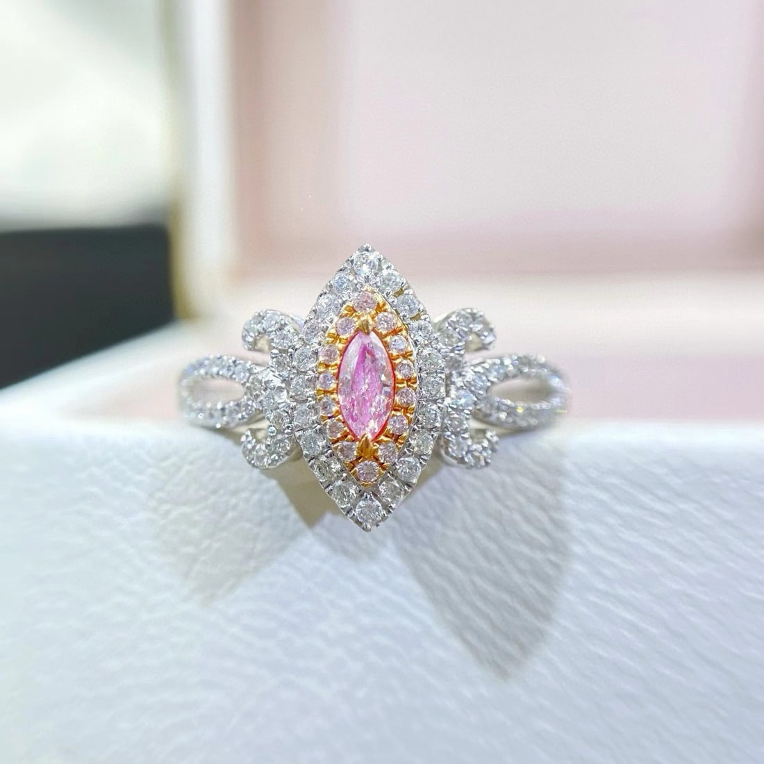 14k Gold 0.45 Ctw Natural Pink Diamond & Diamond Ring (1 of 3)