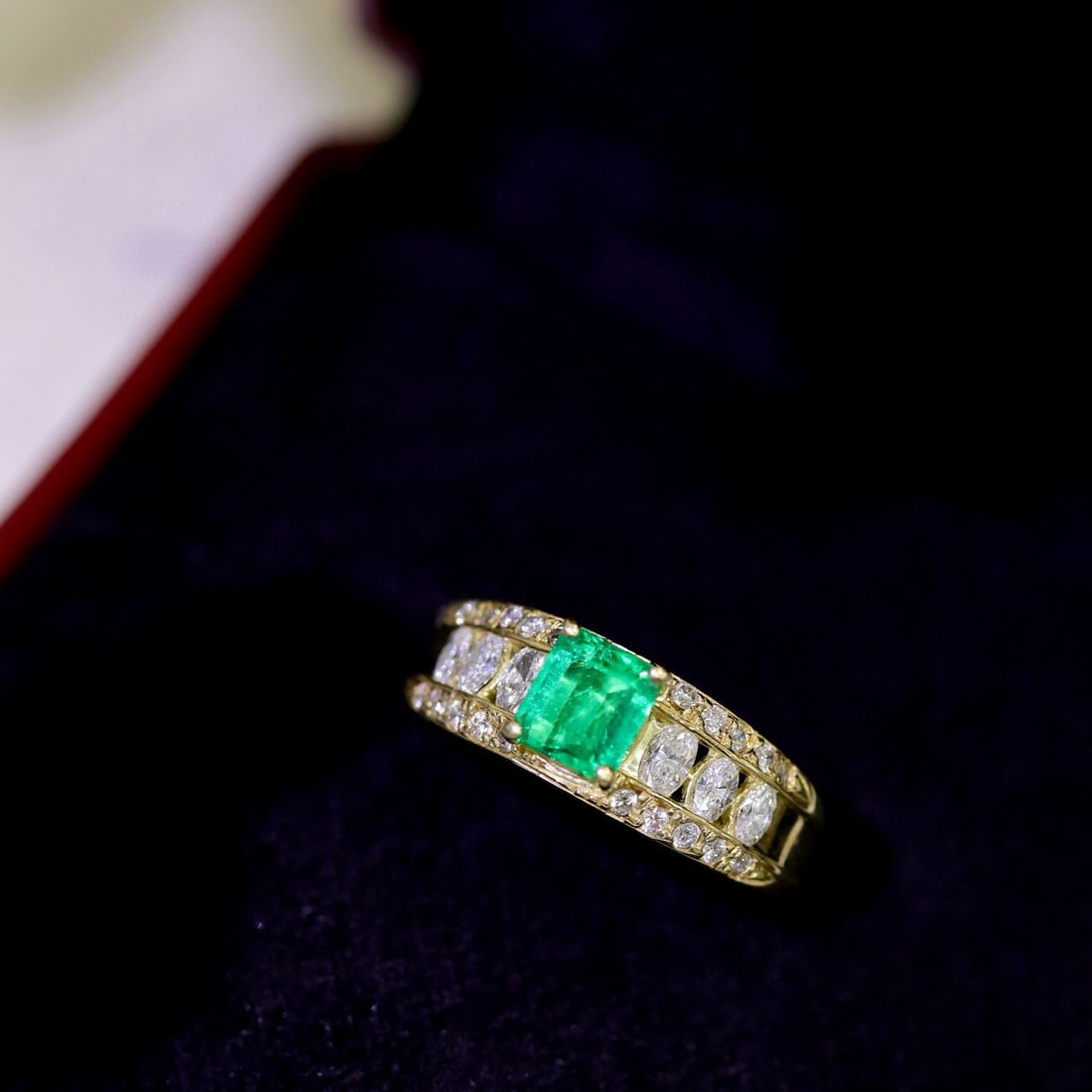 14k Gold 1.09 Ctw Natural Emerald & Diamond Ring - 4