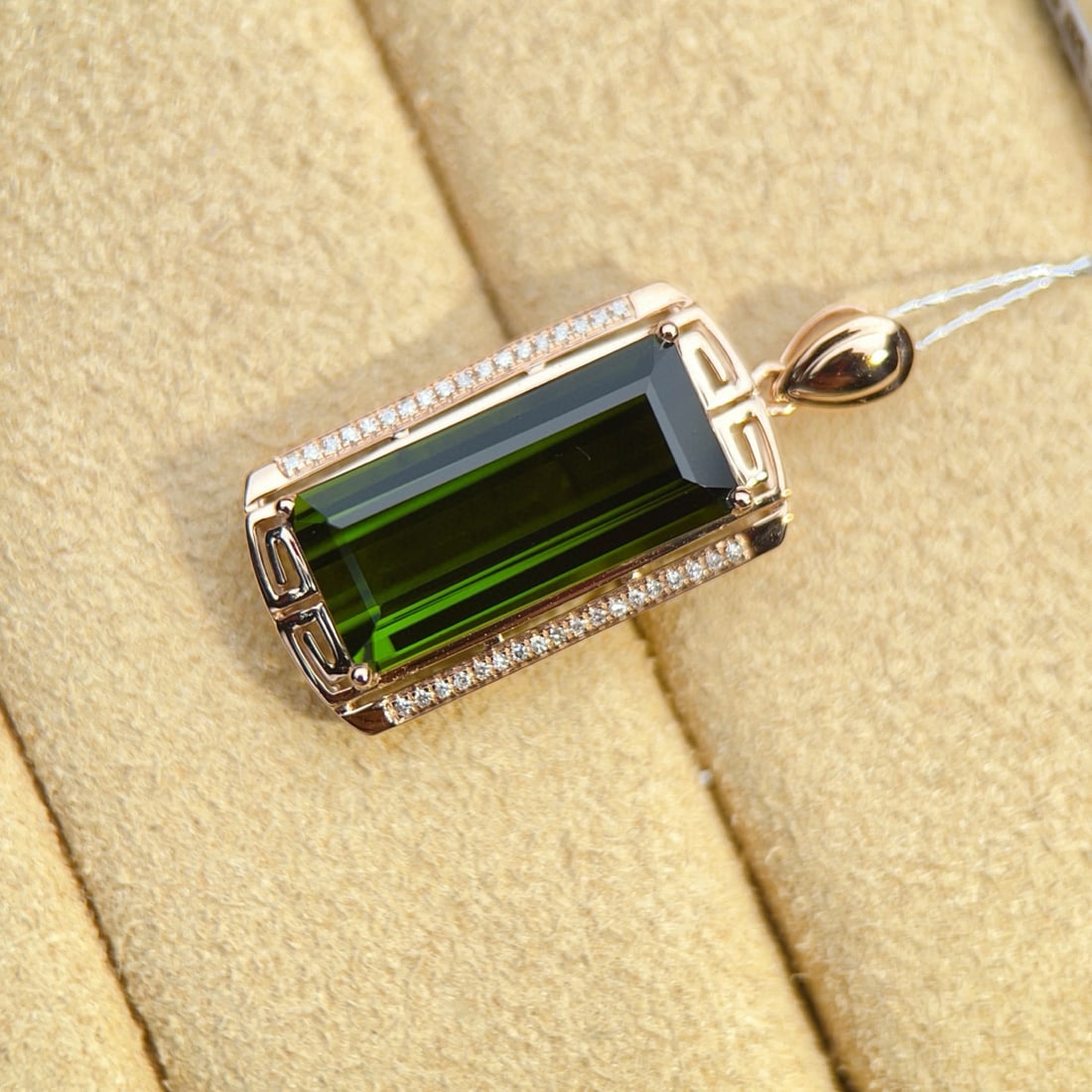 14k Gold 8.56 Ctw Natural Tourmaline & Diamond Pendant( Without Chain ) - 3