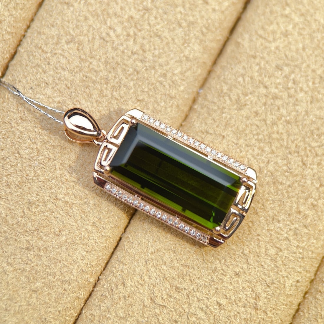 14k Gold 8.56 Ctw Natural Tourmaline & Diamond Pendant( Without Chain ) - 6