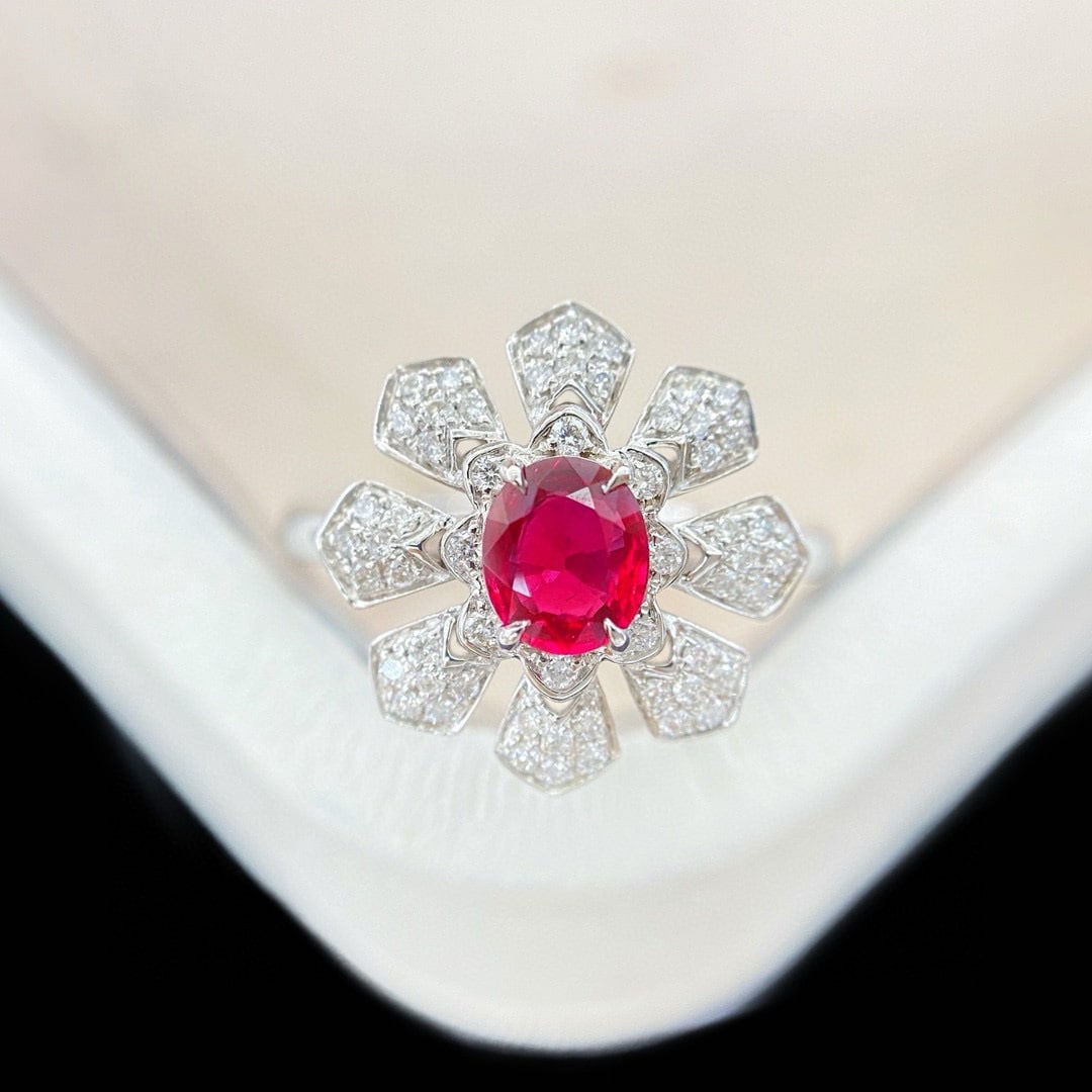 14k Gold 0.69 Ctw Natural Ruby & Diamond Ring: Ref:230942114 // gold content:14k gold // ring size:7. 25us // // main gemstone:ruby // shape:oval // carat weight:0. 51ct // color:red // treatment:natural // // adjacent gemstone 2 : diamond // shap