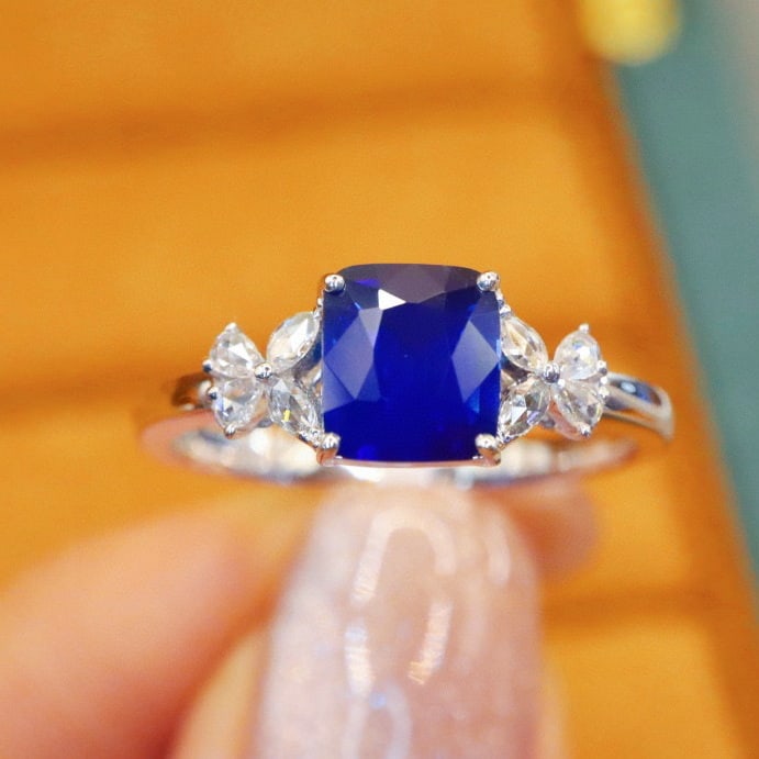 14k Gold 1.18 Ctw Natural Sapphire & Diamond Ring: Ref:230942118 // gold content:14k gold // ring size:7. 25us // // main gemstone:sapphire // shape:cushion // carat weight:1. 08ct // color:royal blue // treatment:natural // // adjacent gemstone 2