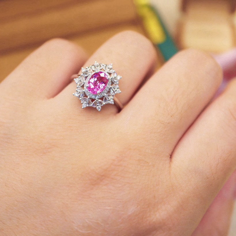 14k Gold 1.75 Ctw Natural Padparadscha Sapphire & Diamond Ring - 5