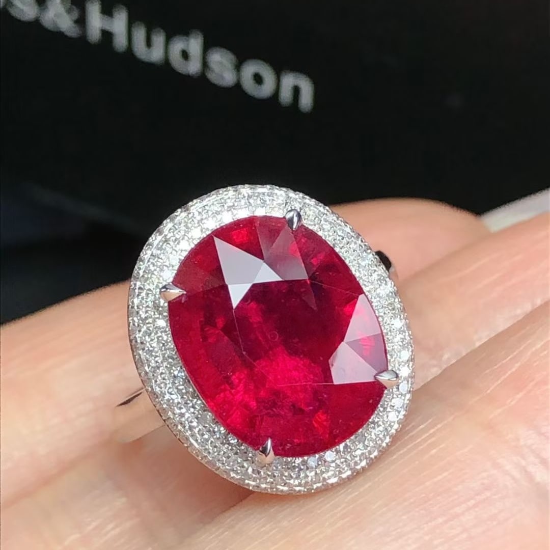 14k Gold 7.73 Ctw Natural Tourmaline & Diamond Ring: Ref:230942154 // gold content:14k gold // ring size:7. 25us // // main gemstone:tourmaline // shape:oval // carat weight:7. 3ct // color:red // treatment:natural // // adjacent gemstone 2 :