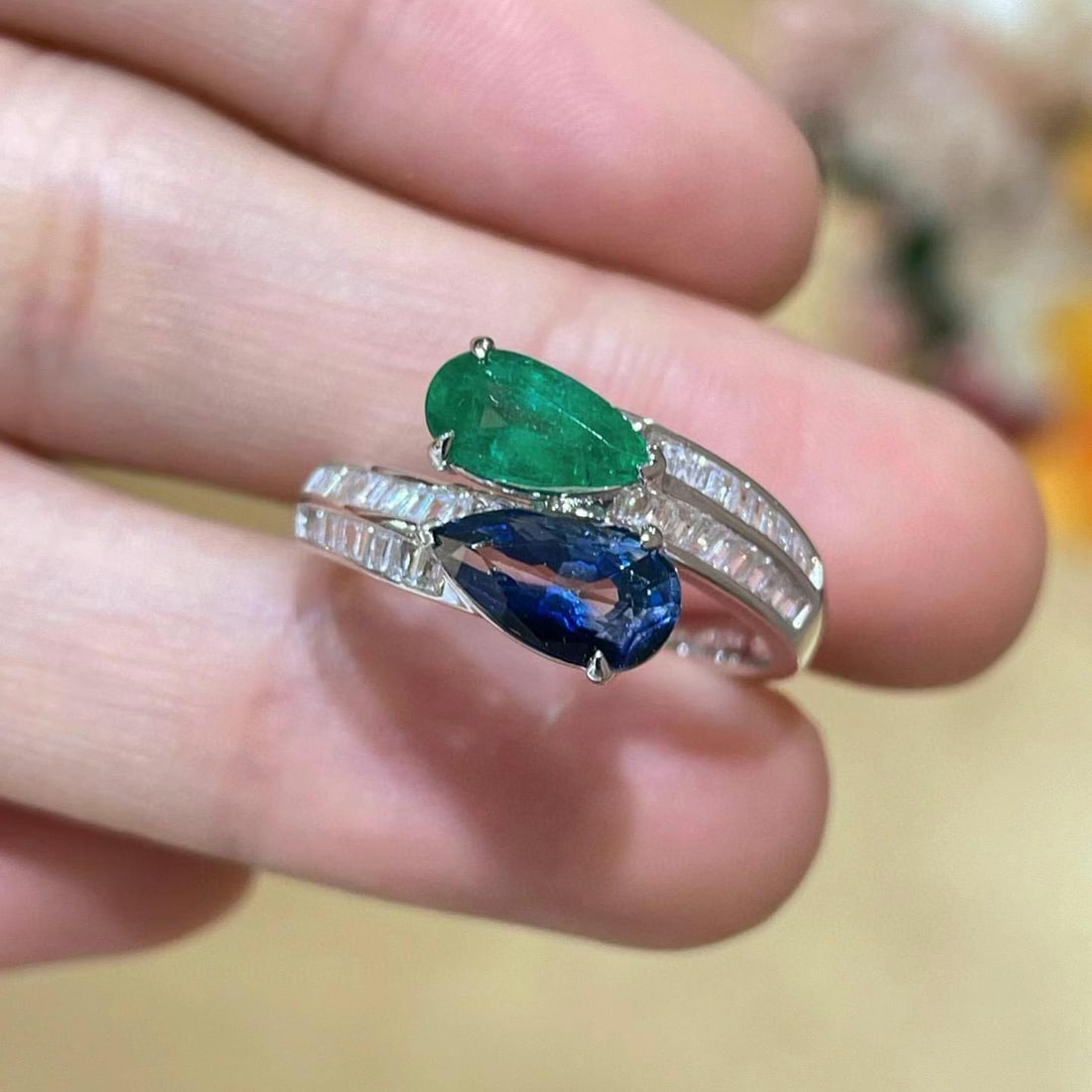 14k Gold 2.27 Ctw Natural Sapphire & Emerald & Toi Et Moi Ring - 3