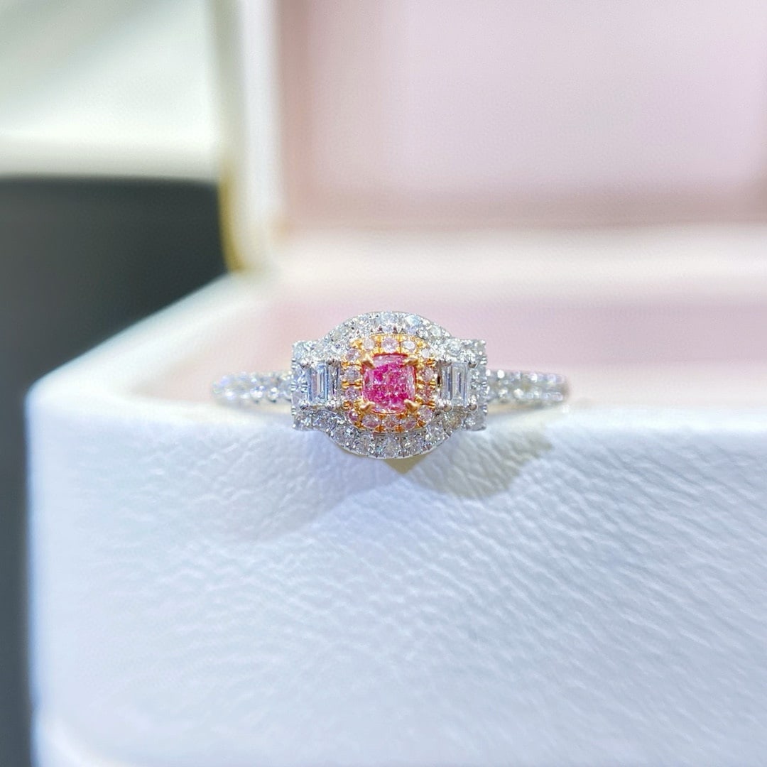 14k Gold 0.32 Ctw Natural Pink Diamond & Diamond Ring: Ref:230942165 // gold content:14k gold // ring size:7. 25us // // main gemstone:pink diamond // shape:cushion // carat weight:0. 09ct // color:pink // treatment:natural // // adjacent gemstone 2 :