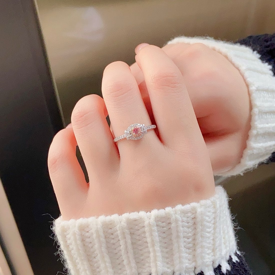 14k Gold 0.32 Ctw Natural Pink Diamond & Diamond Ring - 3