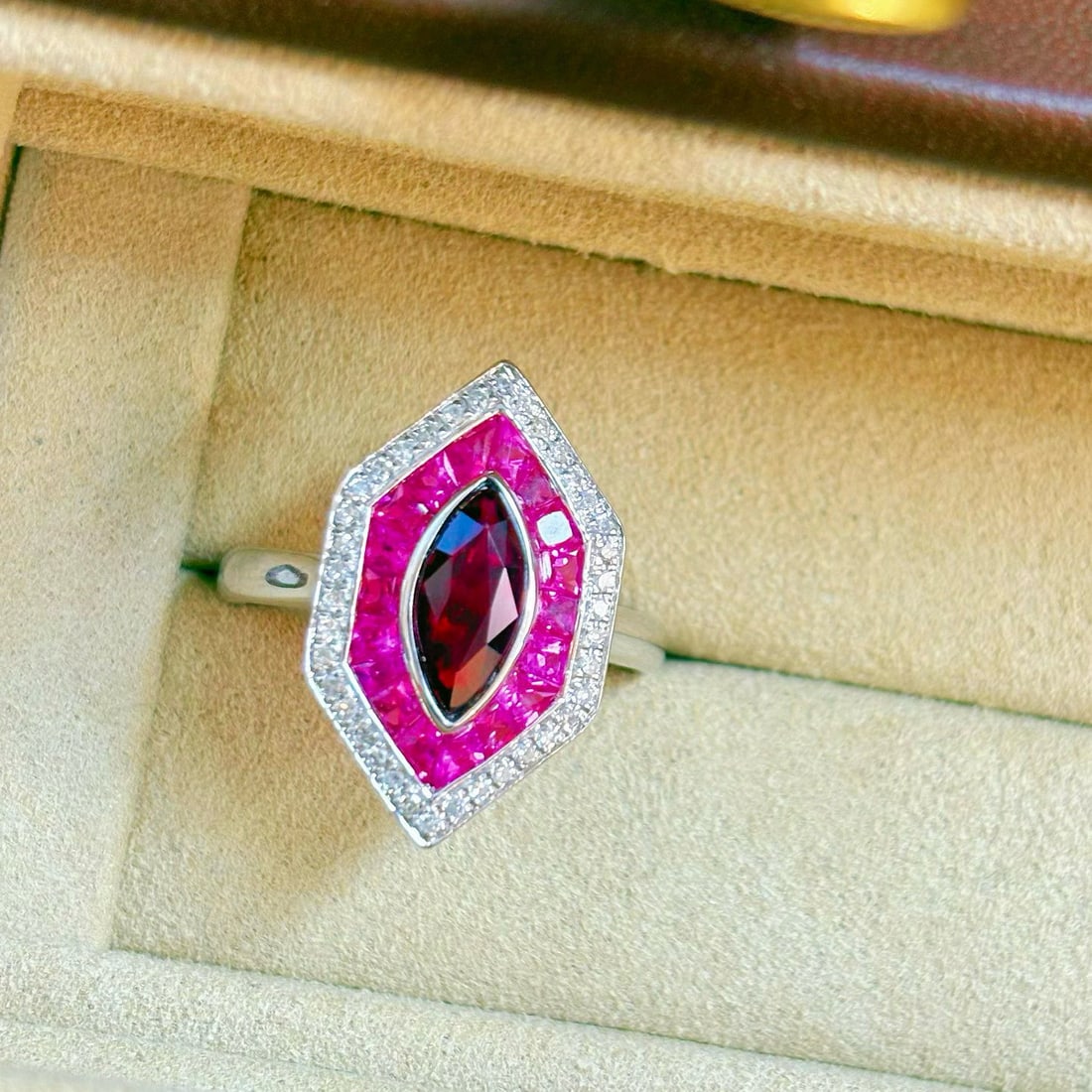14k Gold 1.20 Ctw Natural Ruby & Diamond Ring - 6