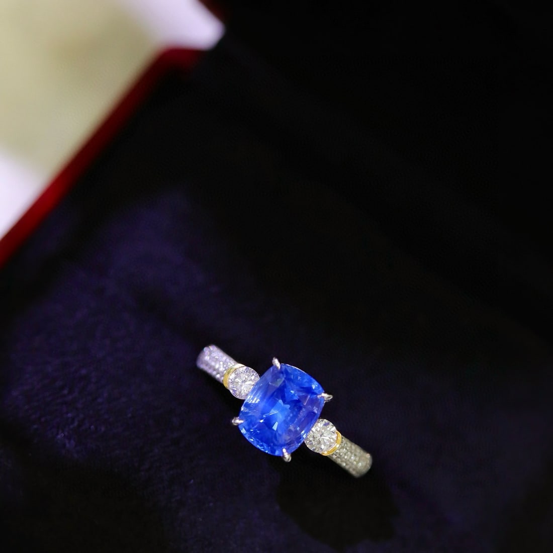 14k Gold 2.95 Ctw Natural Sapphire & Diamond Ring - 6