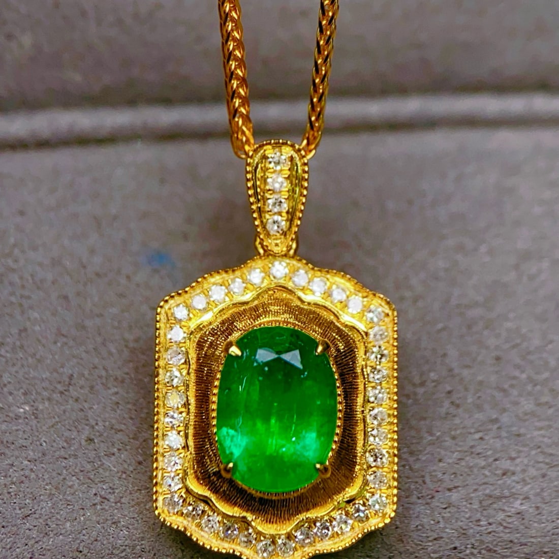 14k Gold 1.76 Ctw Vivid Green Natural Emerald & Diamond Pendant( Without Chain ) (1 of 5)