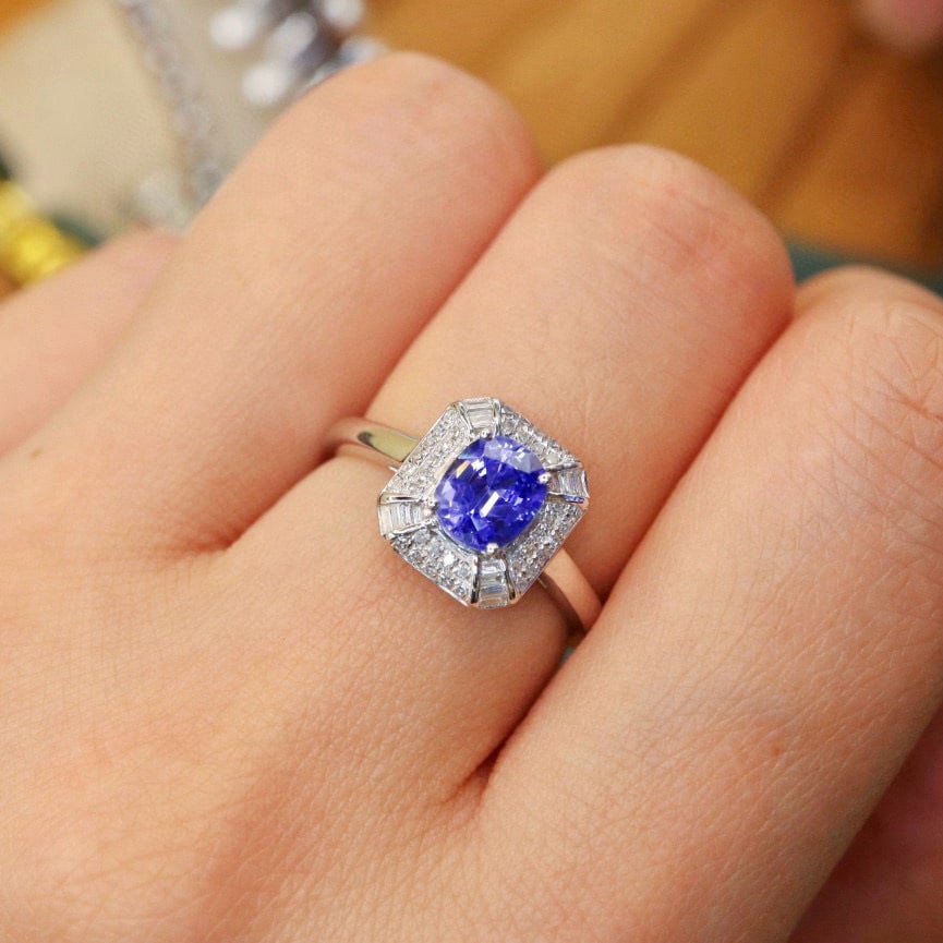 14k Gold 1.29 Ctw Natural Sapphire & Diamond Ring - 5