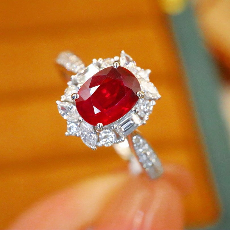 14k Gold 1.39 Ctw Natural Ruby & Diamond Ring - 2