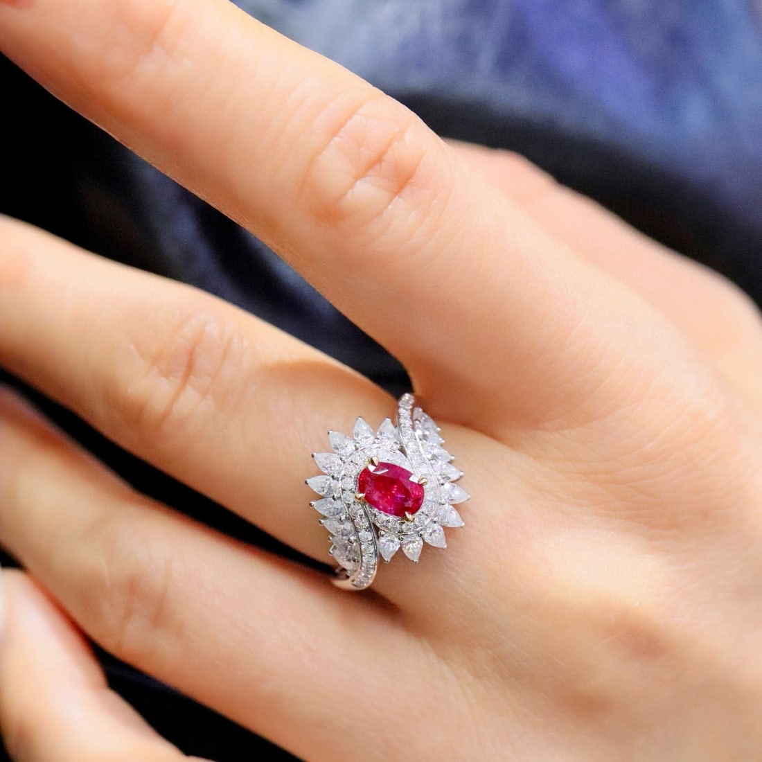 14k Gold 1.08 Ctw Vivid Red Natural Ruby & Diamond Ring - 4