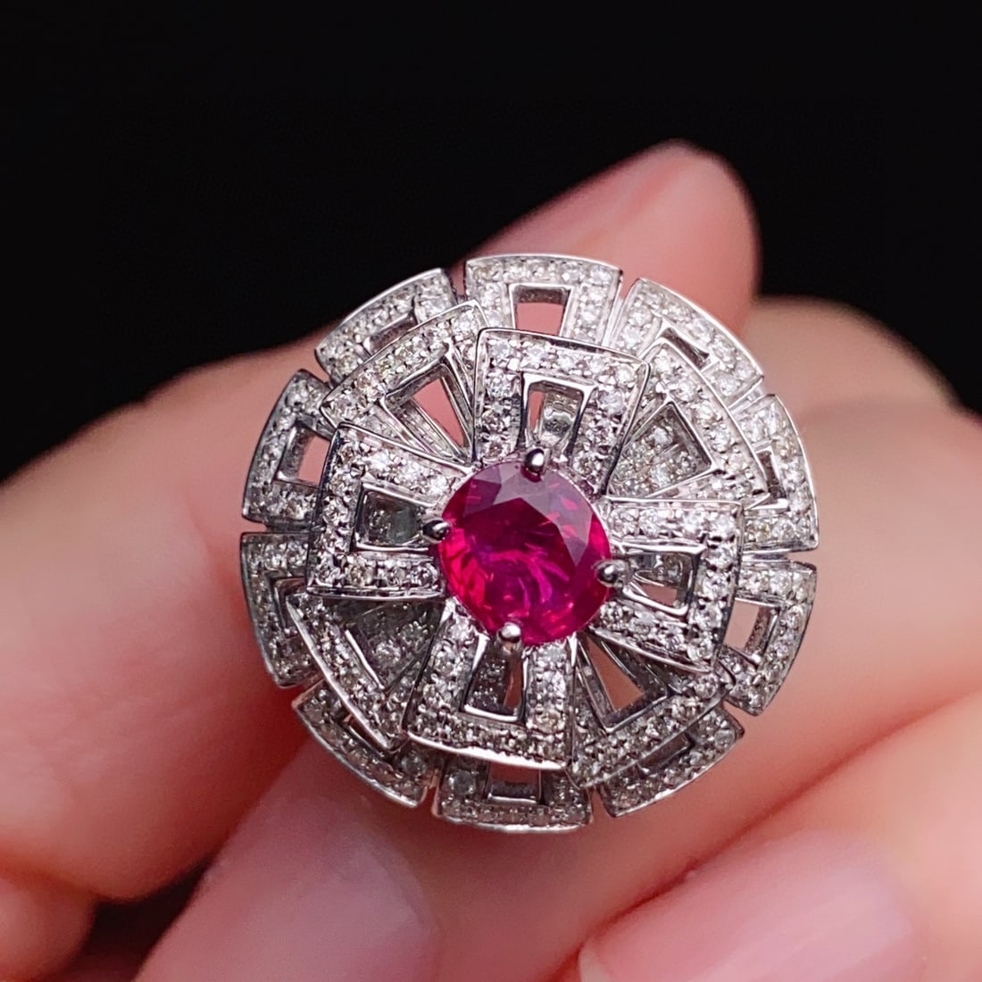 14k Gold 1.73 Ctw Natural Ruby & Diamond Ring - 3