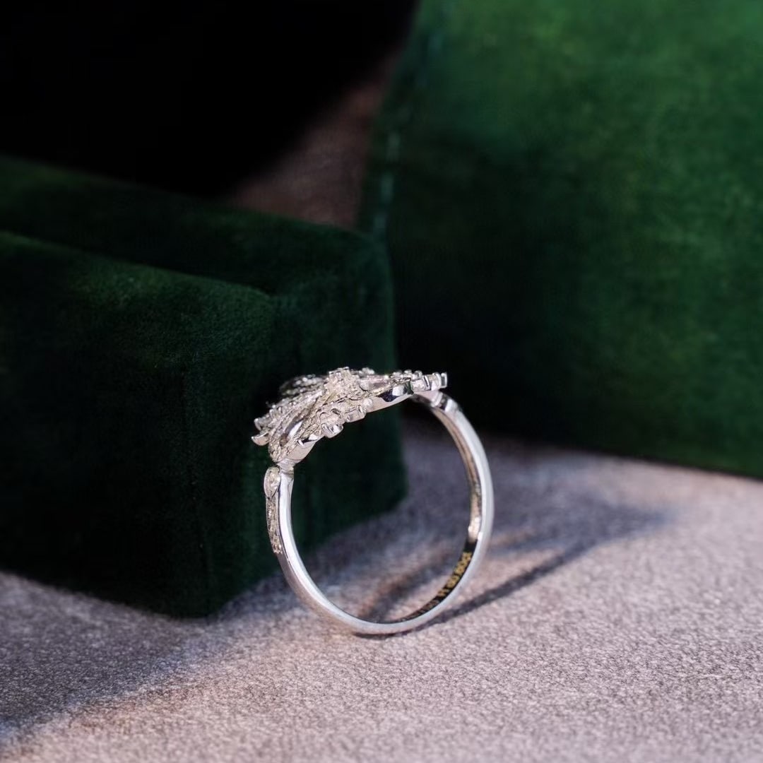 14k Gold 0.6 Ct Natural H Diamond Ring - 4