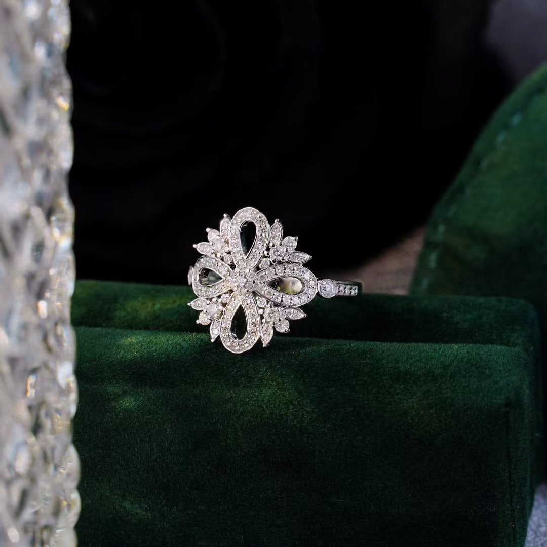 14k Gold 0.6 Ct Natural H Diamond Ring - 5