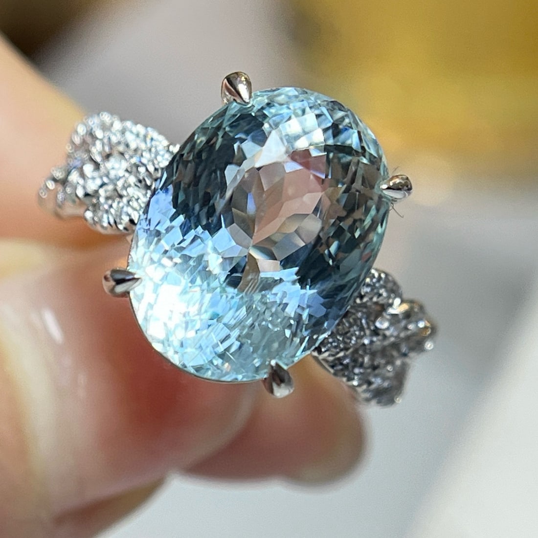 14k Gold 7.73 Ctw Natural Aquamarine & Diamond Ring - 3