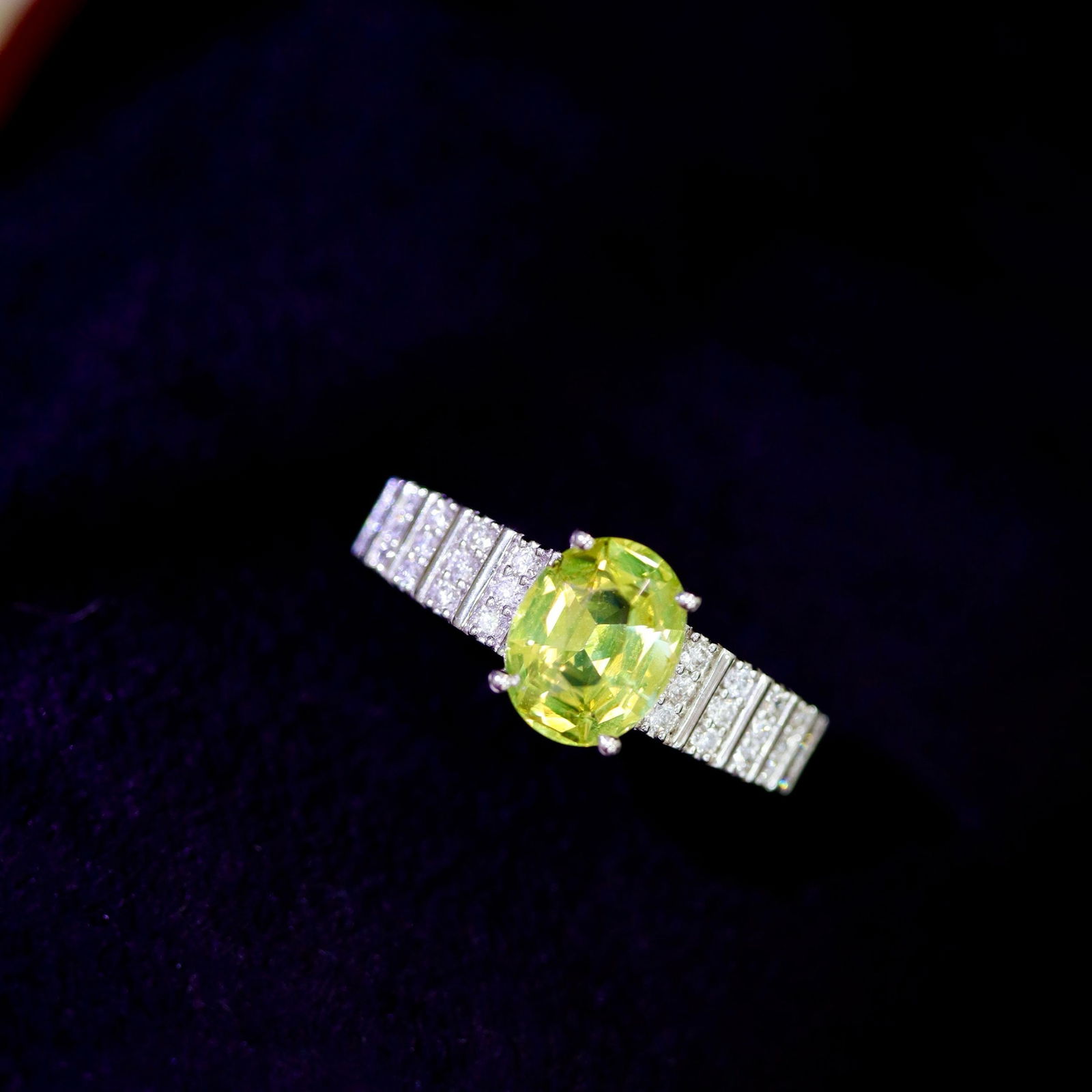 14k Gold 1.94 Ctw Natural Chrysoberyl & Diamond Ring - 5