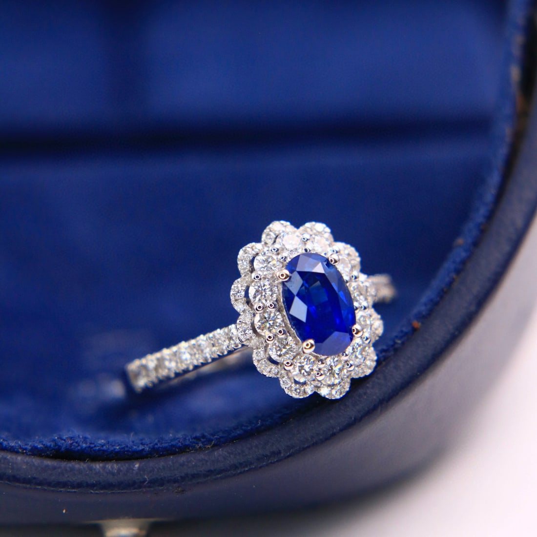 14k Gold 1.78 Ctw Natural Sapphire & Diamond Ring - 2