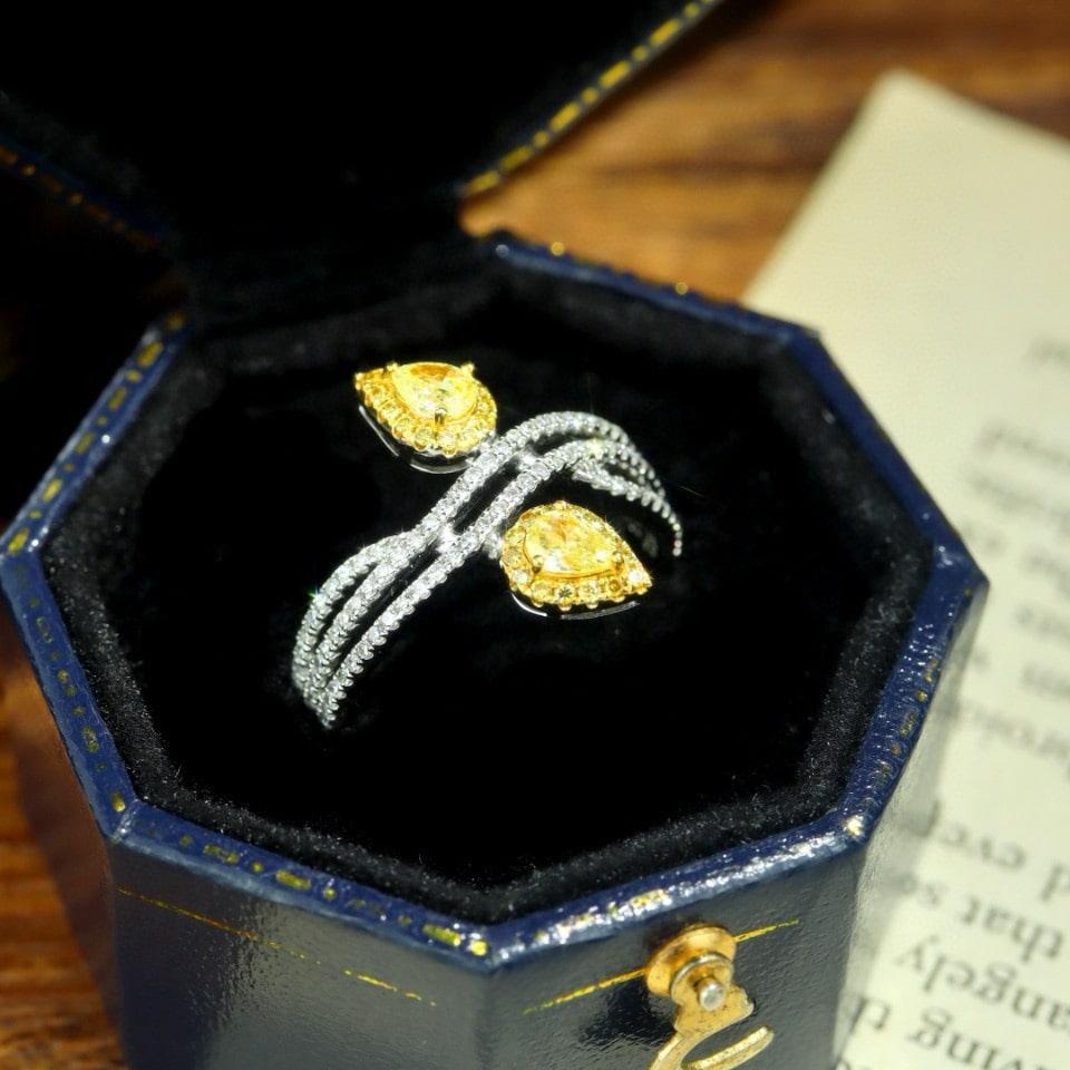 14k Gold 0.67 Ctw Natural Yellow Diamond & Diamond Ring - 2