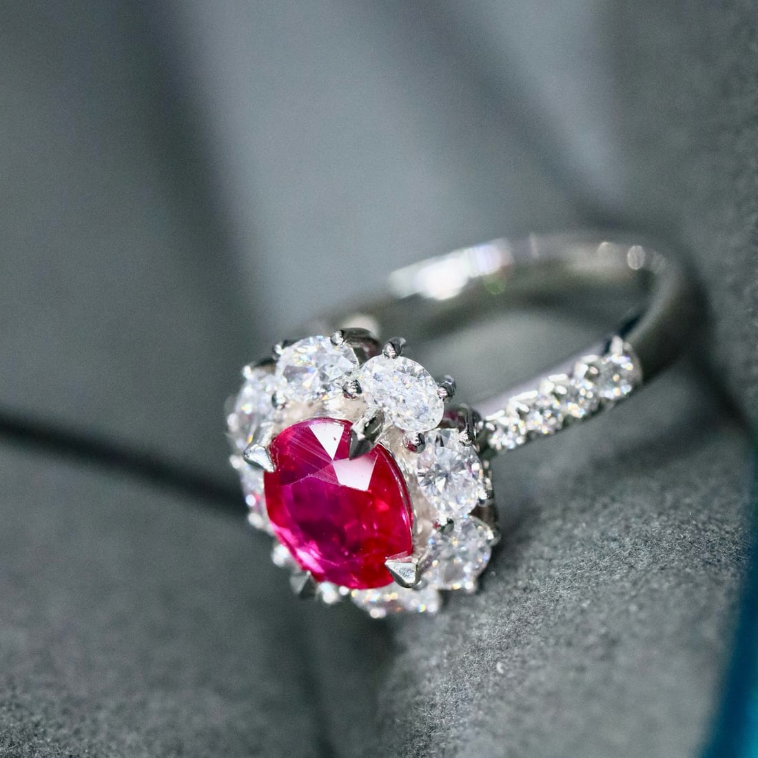 14k Gold 1.21 Ctw Natural Ruby & Diamond Ring - 6