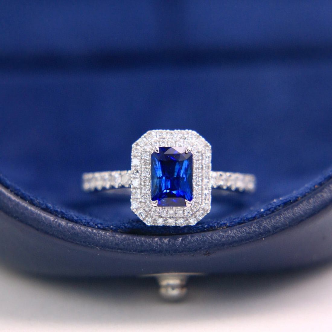 14k Gold 1.46 Ctw Natural Sapphire & Diamond Ring (1 of 5)