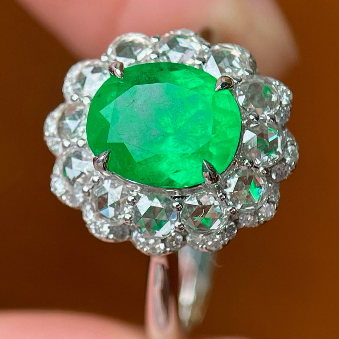 14k Gold 2.62 Ctw Vivid Green Natural Emerald & Diamond Ring - 5