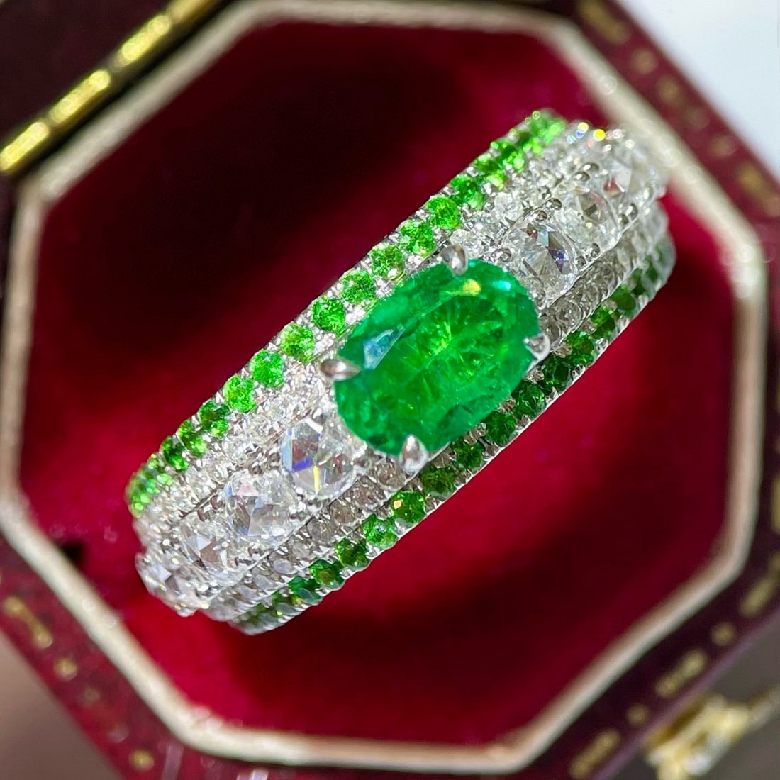 14k Gold 1.20 Ctw Intense Green Natural Emerald & Diamond Ring: Ref:230942364 // gold content:14k gold // ring size:7. 25us // // main gemstone:emerald // shape:oval // carat weight:0. 62ct // color:intense green // treatment:natural // // adjacent gemstone 2