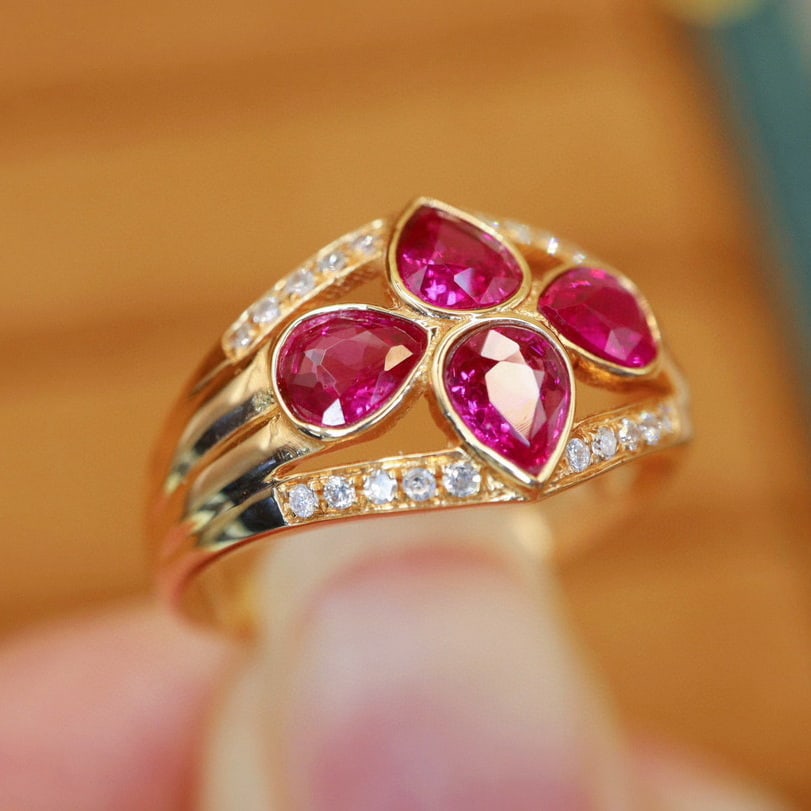 14k Gold 1.40 Ctw Natural Ruby & Diamond Ring - 4