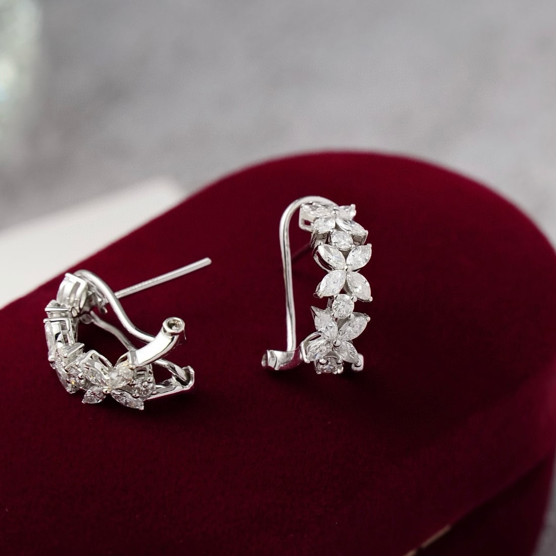 14k Gold 1.5 Ct Natural H Diamond Earrings (1 of 6)