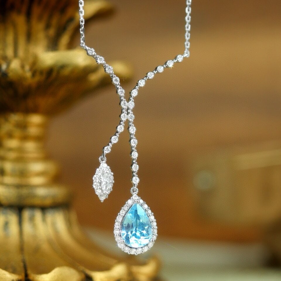 14k Gold 2.16 Ctw Natural Aquamarine & Diamond Necklace: Ref:230942376 // gold content:14k gold // main gemstone:aquamarine // shape:pear // carat weight:1. 46ct // color:blue // treatment:natural // // adjacent gemstone 2 : diamond // shape:multiply //