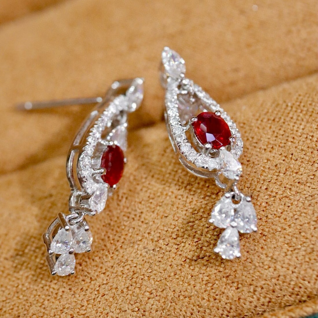 14k Gold 0.68 Ctw Vivid Red Natural Ruby & Diamond Earrings - 3