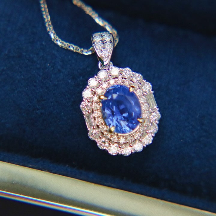14k Gold 2.05 Ctw Natural Sapphire & Diamond Necklace: Ref:230942399 // gold content:14k gold // main gemstone:sapphire // shape:oval // carat weight:1. 59ct // color:cornflower blue // treatment:natural // // adjacent gemstone 2 : diamond //