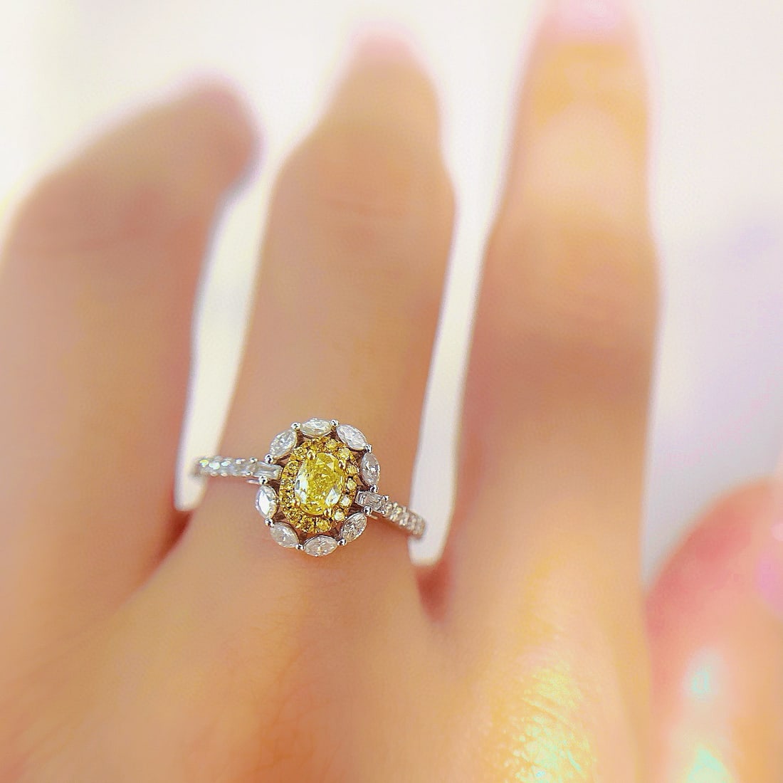 14k Gold 0.28 Ct Natural Yellow Diamond & Diamond Ring - 6