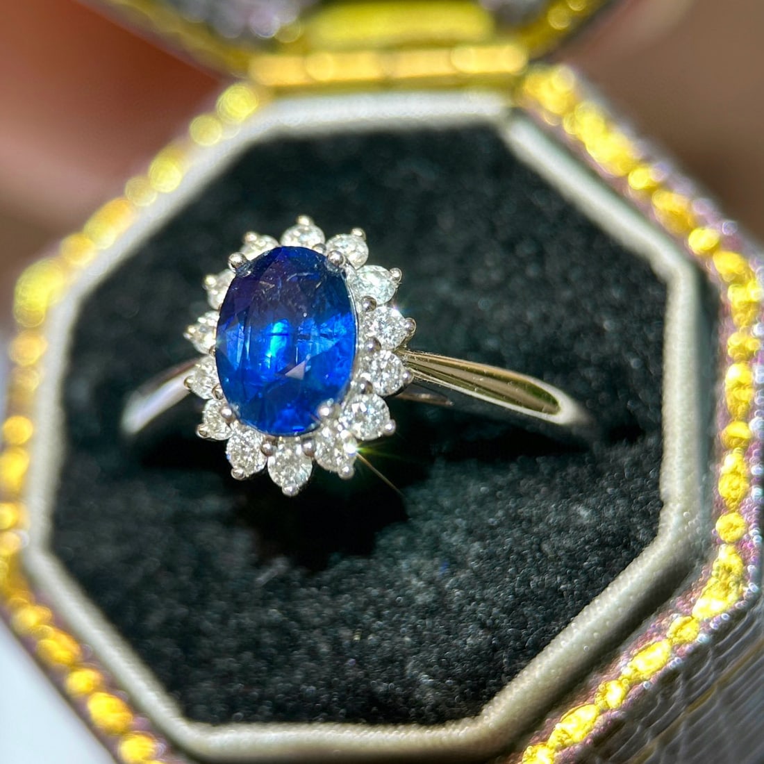 14k Gold 1.31 Ctw Natural Sapphire & Diamond Ring - 3